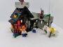 Lego Castle - Guarded Inn 6067 (1 buc ornament casca, lipseste matrita de pe steag) EXTRA RAR