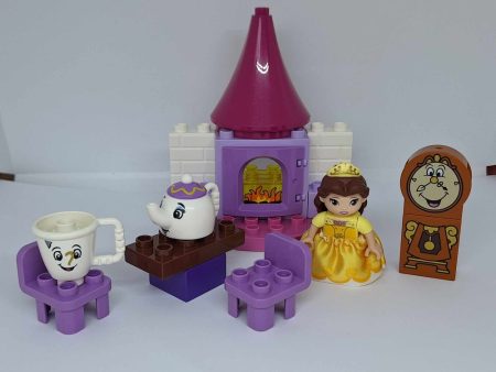 Lego Duplo -Petrecerea cu ceai al  Bellei 10877