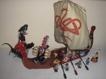   Lego Vikings - Viking Ship challenges the Midgard Serpent 7018 (cu catalog)