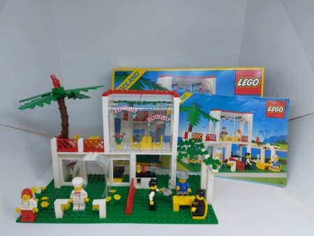 Lego Town - Breezeway Café, Cafenea 6376