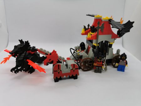 Lego Castle - Traitor Transport 6047 RAR (ornament casca alba lipsa)