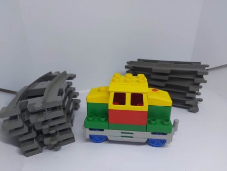 Lego Duplo locomotiva, lego duplo tren SERICE-AT = 12 buc sine curba gri (produs testat si reparat de catre service-ul nostru)