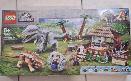 LEGO Jurassic world -Indominus Rex™ Impotriva Ankylosaurus​-ului 75941 (cutie+catalog)