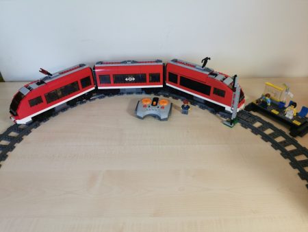 Lego City - Tren persoane (7938)