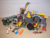 Lego City - Mina 4204 (lipseste o figurina)