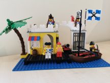 Lego Pirates - Lagoon Lock-Up 6267 (lipsa panza) RARITATE