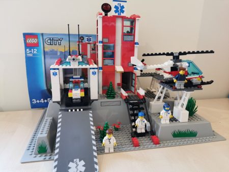 Lego City - Spital 7892 (2)