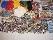   Pachet Lego varsat 9,2 kg, lego la kilogram cu catalog City, Creator, Star Wars, Technic