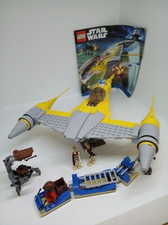 Lego Star Wars -Naboo Starfighter 7877 (cu catalog)