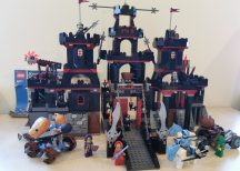   Lego Knights Kingdom II - Cetate, Padurea intunecata al lui Vladec 8877 (putin diferit, cu lipsuri)