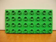 Lego Duplo Bord de baza 4*8 (verde deschis)