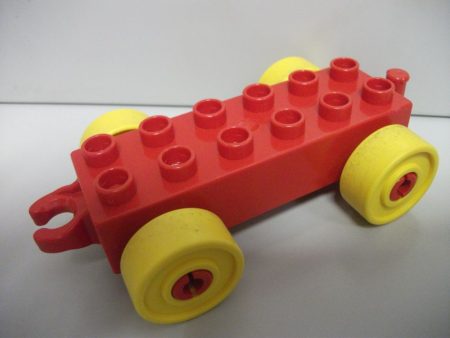 Lego Duplo Baza remorca cu carlig rosu-galben